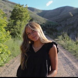 Meet your Posher, Jacey